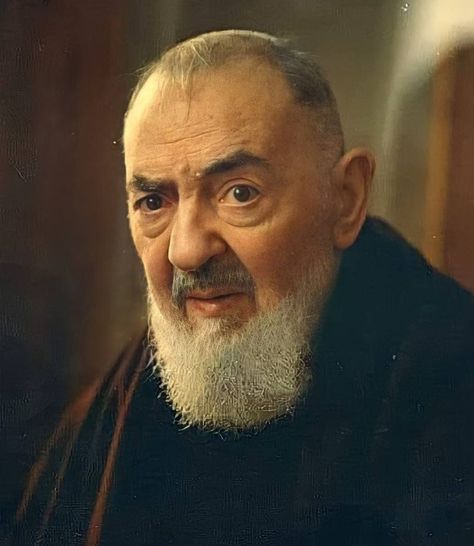 Infant Jesus Novena, Padre Pio Quotes, St Pio Of Pietrelcina, St Padre Pio, Happy Thursday Quotes, Our Lady Of Sorrows, San Michele, Pope John, Roman Catholic Church