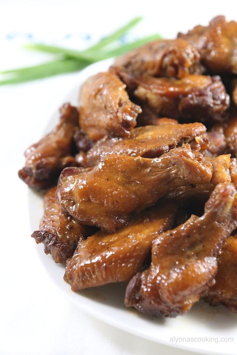 Baked Teriyaki Chicken Wings, The Best Chicken Recipes, Chicken Lo Mein Recipe, Teriyaki Wings, Easy Chicken Wings, Noodles Vegetables, Teriyaki Chicken Wings, Lo Mein Recipe, Chicken Lo Mein