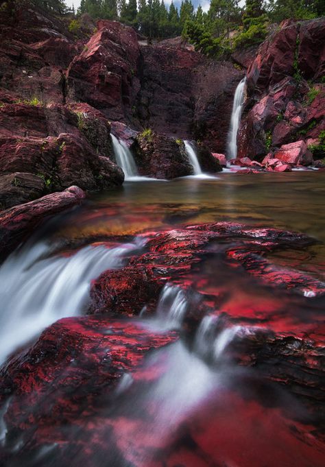 Drxgonfly Country Landscaping, Glacier National, Beautiful Waterfalls, Fall Pictures, Red Rock, Beautiful Places To Visit, Landscape Photographers, Nature Travel, Landscape Photos