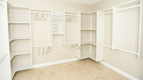 How to pick the right paint color for your closet. #painting #closets Closet Paint Colors, Closet Paint, Interior Door Paint Colors, Neutral Interior Paint Colors, Interior Painting Ideas, Ceiling Paint Colors, Painted Closet, Office Paint Colors, Closet Shelving