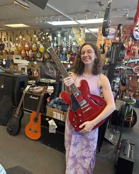 Mikal Curtis with her new lefty Epiphone ES335 Lefty Guitars, Dark Red Electric Guitar, Guitar, On Instagram, Quick Saves, Instagram