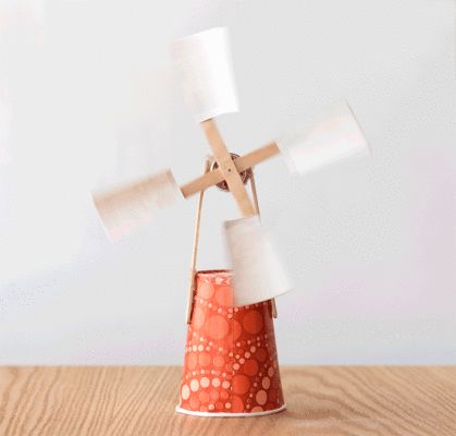 How To Make Windmill, Science Snack, Wind Power Diy, Diy Windmill, Windmill Diy, Diy Wind Turbine, Energy Kids, Electric Circuit, Science Activity