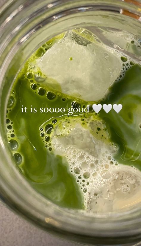 Coffee Captions Instagram, Matcha Lover, Food Captions, Makanan Diet, Pretty Drinks, Balanced Meals, Matcha Green Tea, Matcha Latte, Aesthetic Food