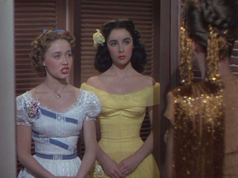 Elizabeth Taylor 1940s, Elizabeth Taylor Dress, A Date With Judy, 19s Fashion, Ingenue Style, French Girly, Vintage Disney Princess, Jane Powell, Doll Beauty