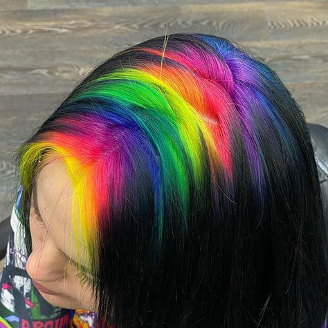 Rainbow Roots Black Hair, Rainbow Ghost Roots, Rainbow Roots Hair, Pride Hair Color, Creative Color Hair, Black And Rainbow Hair, Rainbow Short Hair, Glitch Hair, Neon Rainbow Hair