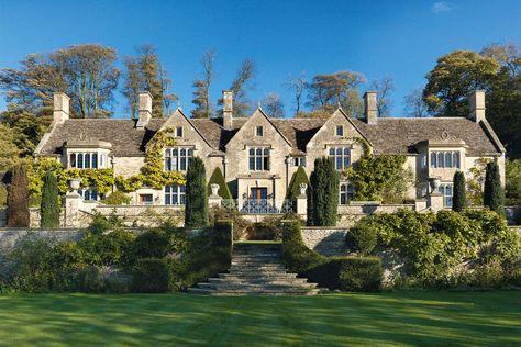 Grand Designs Cotswolds House, Cotswold Cottages, English Houses, Edsel Ford, Pretty Houses, Castle Wedding Venue, English Manor Houses, Honeymoon Locations, Margaret River