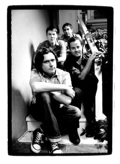 jimmy eat world. Real Emo, Jeffrey Lewis, Jimmy Eat World, Rocker Boy, Punk Rock Princess, Midwest Emo, Music Hits, Listen To Music, Band Photos