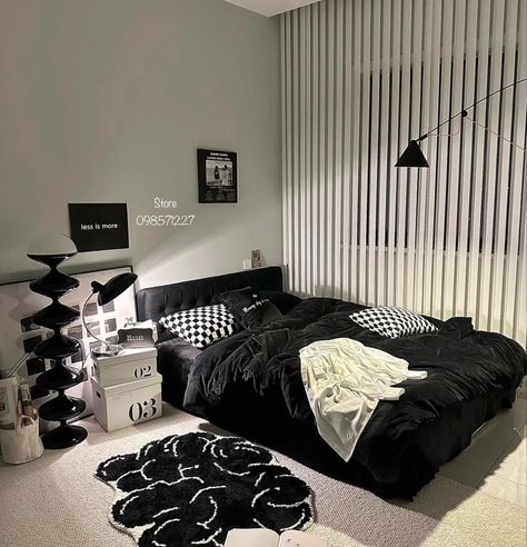 All Black Furniture Bedroom, B&w Bedroom, Black And White Bedroom Furniture, Room Makeover Black, Black Furniture Bedroom Ideas, Bedroom Ideas Black Furniture, White And Black Bedroom Ideas, Black Minimalist Room, Black White Bedroom Ideas