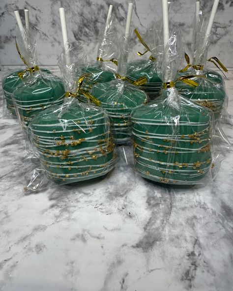 Stepping into a new chapter with the grace of a queen. 👑 This quinceañera is more than a party; it's the beginning of her story. 💎 #emerald #green #quinceañera #goldleaf #drizzle #treattable #dessert #luxurylifestyle #classy #smallbusiness #madrina #chambalan Quinceañera Ideas, The Grace, New Chapter, Quinceanera, Gold Leaf, The Beginning, Emerald Green, Emerald, Dessert