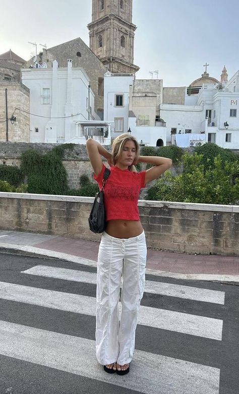 Spain Outfit, European Summer Outfits, Europe Outfits, Outfit Inspo Summer, Italy Outfits, Neue Outfits, Stil Inspiration, Mode Ootd, Mode Inspo