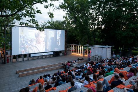 Open Cinema, Cinema Idea, Cinema Architecture, Sport Bar, Container Cafe, Open Air Cinema, Open Air Theater, Outdoor Stage, Outdoor Cinema