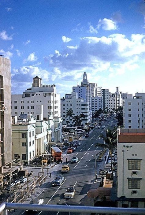 Florida Photos, 60s Aesthetic, Florida City, Sunny Isles, Vantage Point, Chevrolet Bel Air, Vintage Stuff, Top Down, Miami Florida