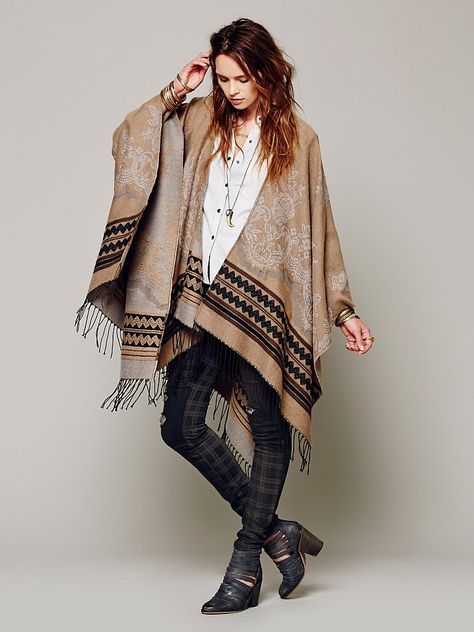 Free People Border Tapestry Poncho, $68.00 Hipster Suit, Winter Hippie, Boho Fashion Winter, Fringe Blanket, Blanket Shawl, Hippie Look, Winter Boho, Free People Clothing Boutique, Poncho Cape