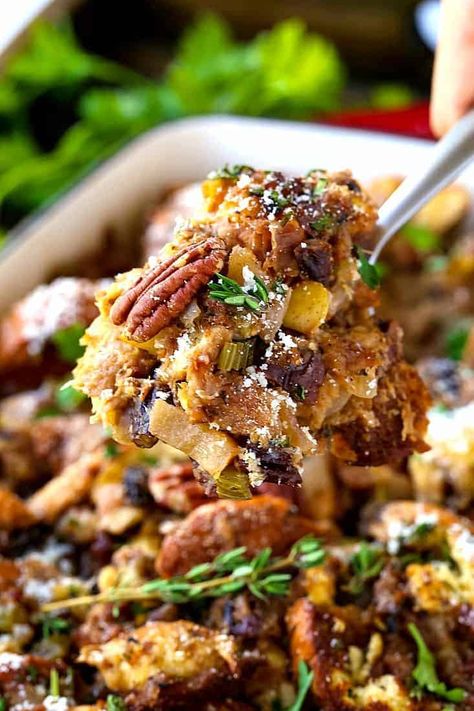 Vegetarian Stuffing Recipe, Make Ahead Stuffing, Easy Vegetarian Sides, Thanksgiving Vegetarian, Stuffing For Thanksgiving, Thanksgiving Sunday, Dried Fig Recipes, Best Stuffing Recipe, Vegetarian Side Dish Recipes