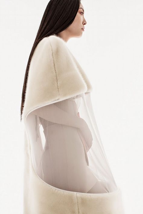 Conceptual Fashion Design - faux fur cocoon dress with delicate sheer window; sculptural fashion // Julia Horner Sculpture Fashion, Structural Fashion, Sculptural Fashion, Cocoon Dress, Conceptual Fashion, 3d Fashion, Fashion Project, White Coat, Fashion Details