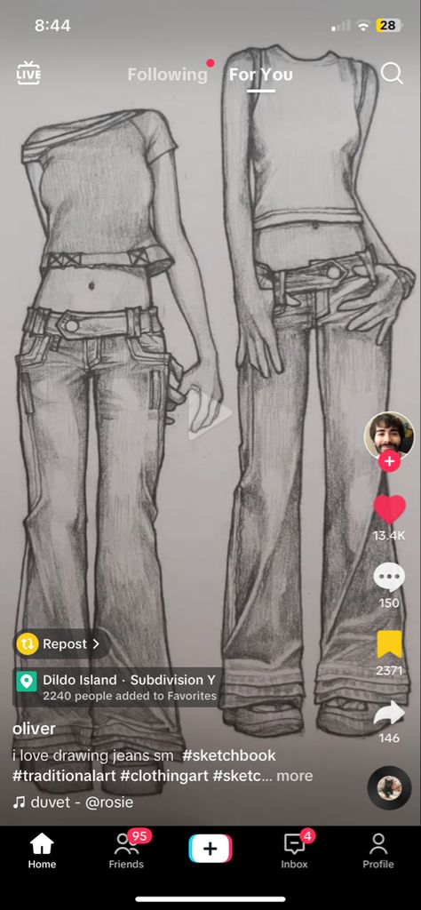 How To Draw Jeans, Draw Jeans, Drawing Y2k, Jeans Drawing, Design Sketching, Jeans Y2k, Fashion Design Sketches, Drawing Clothes, Design Sketch