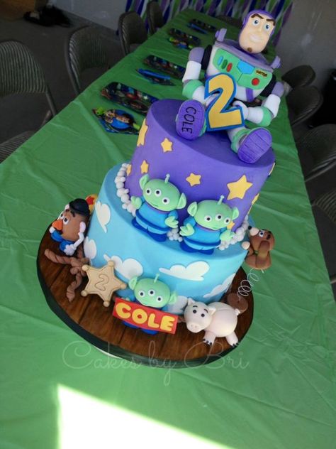 Toy Story Cake - cake by Brianna- Something Sweet Lightyear Birthday Cake, Buzz Lightyear Birthday Party, Birthday Cake Fondant, Toy Story Birthday Cake, Buzz Lightyear Party, Buzz Lightyear Birthday, Toy Story Party Decorations, 2nd Birthday Party For Boys, Toy Story Baby