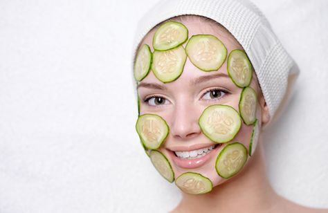 Cucumber Cucumber Health Benefits, Cucumber Beauty, Homemade Face Pack, Minimalist Beauty Routine, Cucumber Mask, Winter Beauty Tips, Cucumber Benefits, Cucumber On Eyes, Natural Skin Lightening