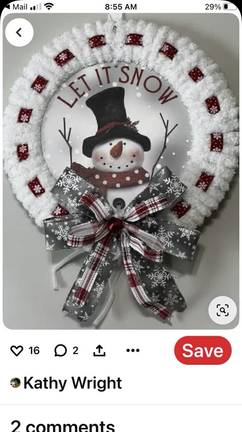 Winter Wonderland Wreath, Snowman Wreaths, Christmas Crafts Diy Gifts, Yarn Wreaths, Christmas Wreath Craft, Snowman Ideas, Christmas Tree Snowflake, Snowflake Wreath, Mesh Wreath Diy