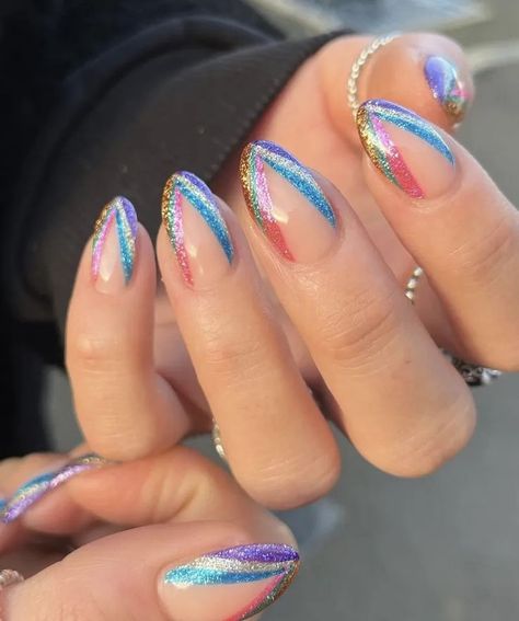 Metallic Nail Colors, Fresh Nail Art, Textured Nails, Trending Nail Designs, The Best Nail Designs, Taylor Swift Nails, Different Color Nails, Concert Nails, Fresh Nail