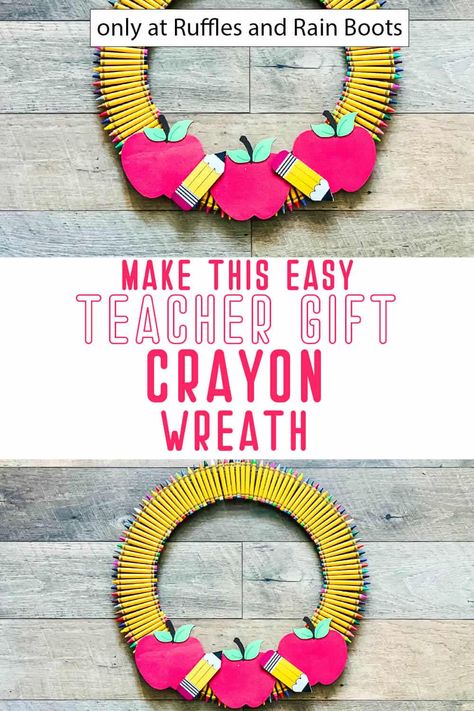 Such a cute idea for a teacher appreciation gift. This simple DIY crayon wreath is a great back to school craft and makes such a fun decoration for classrooms. Snag the tutorial to make this. Back To School Wreath, Crayon Activities, Crayon Wreath, Teacher Appreciation Diy, School Wreaths, Diy Crayons, Crayon Crafts, Teachers Diy, Back To School Crafts