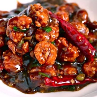 Spice up you night with this delicious General Tso's Shrimp. You can easily substitute chicken for the shrimp. Serve with a side of rice. Shrimp Paste Recipe, General Tso Shrimp, Popeyes Chicken, Chicken Nugget Recipes, Nuggets Recipe, General Tso, Paste Recipe, Shrimp Paste, Bowl Recipes