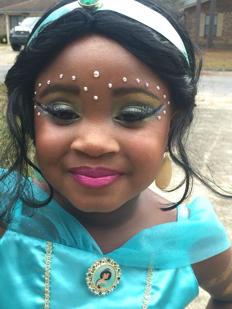 Princess Jasmine Aladdin Jr Makeup, Princess Makeup For Kids, Princess Jasmine Makeup, Bday Makeup, Jasmine Makeup, Aladdin Jr, Disney Princess Makeup, Quinceanera Makeup, Princess Makeup