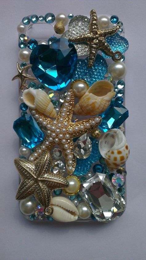 Phone Cover Painting Diy, Mobile Cover Decoration, Phone Cover Painting, Decoden Ideas, Cover Painting, Phone Bling, Decoden Case, Beachy Theme, Diy Beach