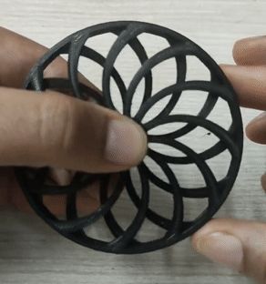 3d Printed Fidget Toy, Kinetic Sculpture Diy, 3d Print Fidget, Automata Toys, Pin Wheels, Kinetic Toys, Marble Runs, Wind Art, Flower Model