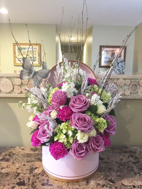 30th Birthday Flower Arrangements, Hatbox Flower Arrangement, Mother Day Flower Arrangements, Mother’s Day Flower Arrangements, Mother’s Day Flowers, Birthday Floral Arrangements, Flower Arrangements Birthday, Birthday Flower Arrangements, Boxed Flowers