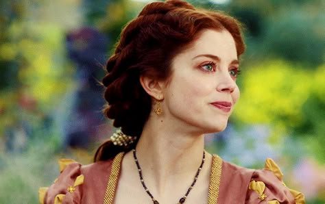 The Spanish Princess Gif, Seelie Queen, Charlotte Hope, The Spanish Princess, Medici Masters Of Florence, Catelyn Stark, Cold Hands Warm Heart, Spanish Princess, Catherine Of Aragon