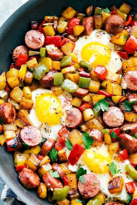 Sausage and Veggie Hash | Chelsea's Messy Apron Veggie Hash, Sausage And Eggs, Pork Breakfast Sausage, Sausage Hash, Smoked Sausage Recipes, Breakfast Sausage Recipes, Veggie Sausage, Chelsea's Messy Apron, Veggie Breakfast