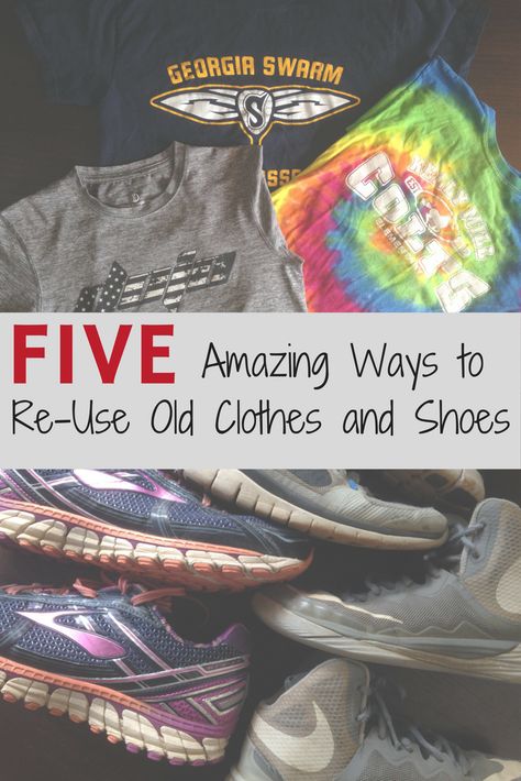 Bought a new pair of shoes but don't want to throw the old ones out?  Click through for the details. old shoes | torn tshirts | repurpose Old Shoes Upcycle, Diy Bucket, Household Cleaning Tips, Old Shoes, Knitted Slippers, Eco Friendly Living, Old Clothes, Environmentally Conscious, I Love Makeup