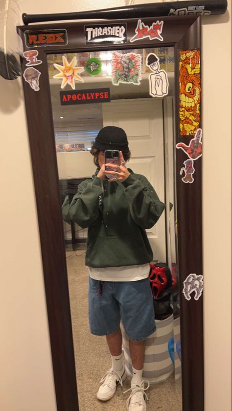 Skate Clothes Skater Style, Hoodie With Jorts, Skater Beanie Outfit, Adam Sandlercore, Beanie Skater Outfit, Hoodie And Jorts Outfit, Green Jorts Outfit Idea, Big Jorts Outfit, Summer Skater Outfits