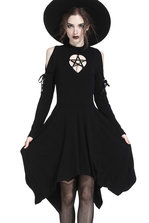 Black Gothic Dress, Witch Style, Plus Size Costume, Dark In Love, Dark Academia Fashion, Academia Fashion, Witch Fashion, Witchy Fashion, Love Us