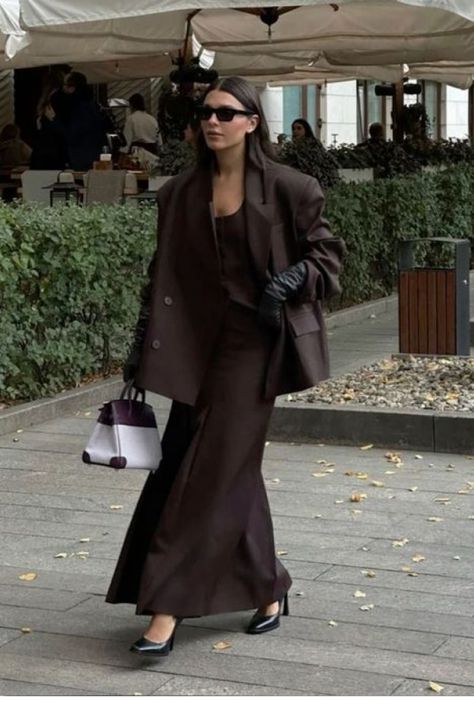 Estilo Hijab, Business Chic, Corporate Outfits, Brown Outfit, Modest Fashion Outfits, Autumn Outfit, Professional Outfits, Work Attire, Modest Outfits