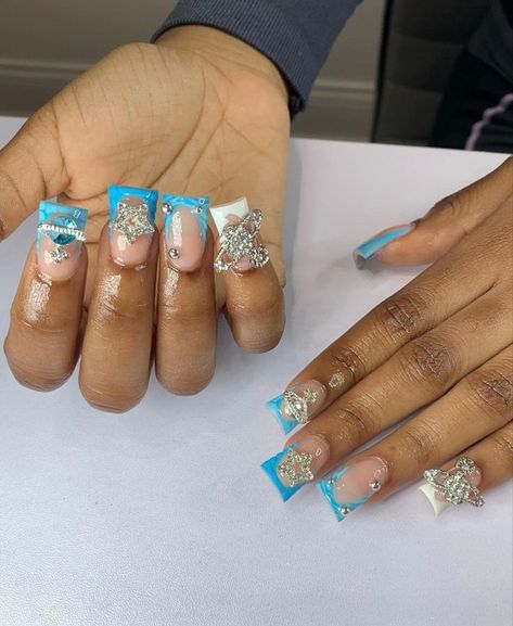 #follow #acrylicnails #nails #nailart #nailsofinstagram #shortnails #beautyblog #blogging #blogger #blog Short Set Nails Black Women, Cute Short Nail Sets Blue, Medium Junk Nails, Bad And Boujee Nails Short, Duck Tip Acrylic Nails, Mini Duck Nails, Blue Duck Nails, Nail Ideas Black Women, Short Junk Nails