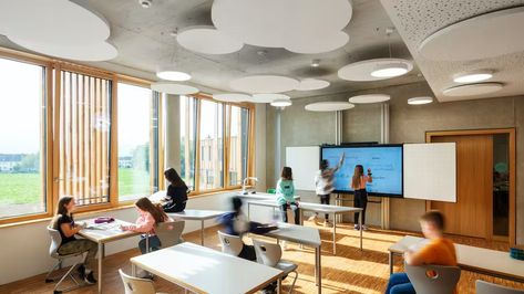 4 Tips to Create an Inclusive Hybrid Learning Environment Hybrid Learning, Individual Space, Mini Project, Higher Level Thinking, Inclusion Classroom, Ceiling System, Acoustic Solutions, Higher Learning, Primary Students