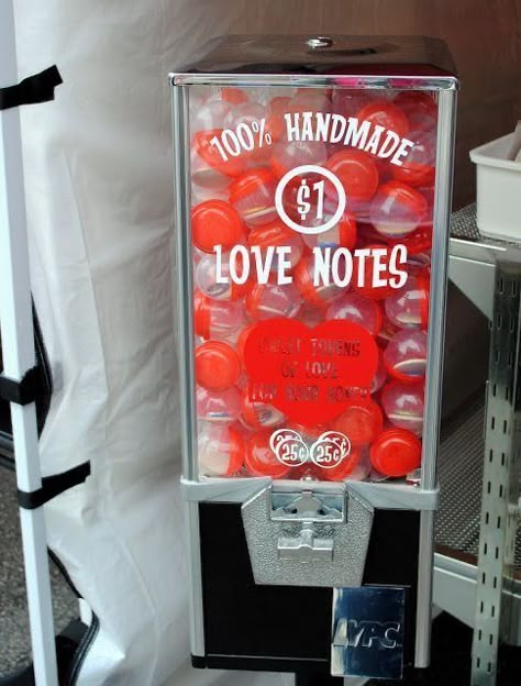 Fashion Activation Ideas, Vending Machine Ideas, Bubblegum Machine, Store Merchandising, Vending Machine Business, Activation Ideas, Brand Activation, Cool Life, Experiential Marketing