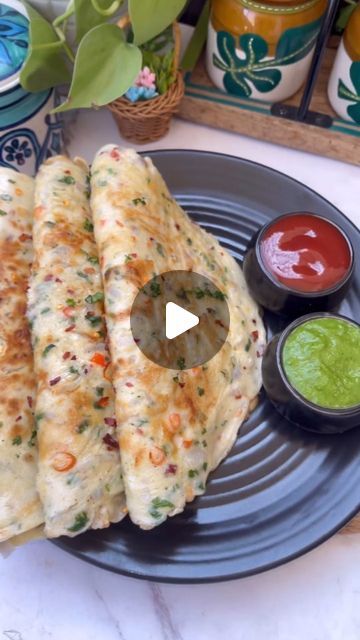 Thakor Pankaj on Instagram: "Egg Paratha Recipe 😍
Save it to try later.!❤️
Make this super easy liquid dough Egg Paratha at home that required no kneading and no rolling. This super yummy Egg Paratha is going to be your favourite breakfast.! done

#foodiesfood_court #viralreels #paratharecipe #eggomelette #omelette #egg #eggsandwich
#eggomelette #omelette #egg #eggsandwich #eggcurry #andaparatha #eggparatha #eggrolls #paratharecipes #easybreakfast #breakfastideas #eggrecipes
#hashtagformula #instahashtags #intatips #instasuccess #instagrowth #socialmediagrowth #socialmediamarketing #instagrammarketing #igmarketing" Egg Paratha Recipe, Insta Hashtags, Liquid Dough, Egg Paratha, Paratha Roll, Paratha Recipe, Liquid Eggs, Egg Curry, Paratha Recipes