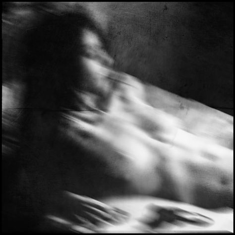 Surreal photography by Antonio Palmerini. Cover Art Photography, Antonio Palmerini Photography, Surrealism Photography Portraits, Surreal Portrait Photography, Paint On Photo, Black And White Dark Aesthetic, Odd Photography, Antonio Palmerini, Dream Photoshoot