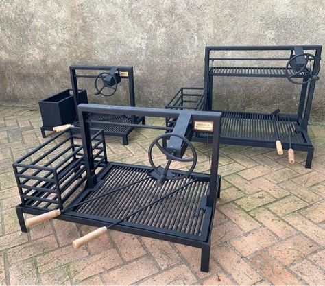 Barbeque Grill Design, Rustic Pergola, Barbecue Design, Outdoor Cooking Area, Outdoor Barbeque, Outdoor Kitchen Decor, Bbq Grill Design, Diy Patio Decor, Outdoor Kitchen Plans