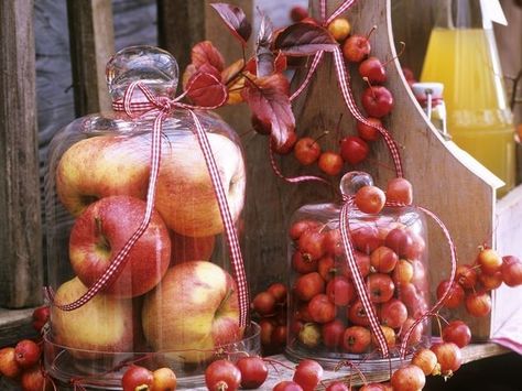 Lovely fall decor Apple Decorations, Apple Theme, בר מצווה, Fall Apples, Apple Pear, Apple Harvest, Harvest Time, Fabulous Fall, Happy Fall Y'all