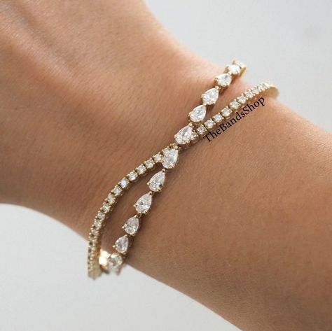 10k Yellow Gold Women's Bracelet, Half Eternity Bracelet, 6x4 MM Pear And Round Cut Lab Grown Diamond Bracelet, Tennis Engagement Bracelet  ✹✹𝐖𝐞𝐥𝐜𝐨𝐦𝐞 𝐭𝐨 𝑻𝒉𝒆𝑩𝒂𝒏𝒅𝒔𝑺𝒉𝒐𝒑✹✹ ★ 𝑺𝒕𝒐𝒏𝒆𝒔 𝑫𝒆𝒕𝒂𝒊𝒍𝒔 ★ ● Stone Type:- Simulated Diamond, Moissanite, Lab-Diamond & Natural Diamond ● Color:- DEF ● Clarity: VVS-VS ● Cut Grade: Excellent ● Making Process: Handmade - Crafted by our experienced team ⇨ 1st Bracelet:- ✎ Stone Shape: Round Cut ✎ Stone Size: 2.50 mm  ⇨ 2nd Bracelet:- ✎ Sto Diamond Bracelet Design Unique, Eternity Bracelet, Diamond Bracelet Design, Bracelet Stone, Bracelet Tennis, Gold Bracelet For Women, Wedding Jewelry Bracelets, Bangle Designs, Platinum Metal