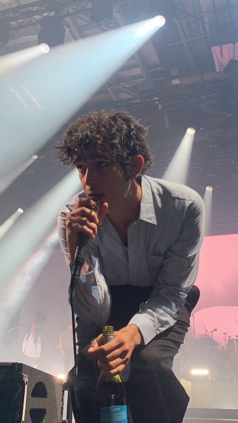 Matty 1975, Matthew Healy, Matt Healy, Matty Healy, Girls Music, Hate Men, The 1975, Great Bands, Cool Bands