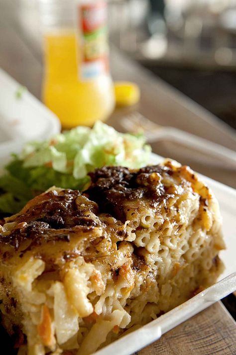 trinidad-top-foods-macaroni-pie Carribean Culture, Trini Recipes, Habichuelas Guisadas, Macaroni Pie, Caribbean Foods, Trinidadian Recipes, Trinidad Recipes, Carribean Food, Trini Food