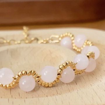 Likayjewel (Lily Lin) on Instagram: "Woven rose quartz bracelet 🩷✨#bracelets #rosequartz #crystalbracelet #likayjewel" Rose Quartz Bracelet, Quartz Bracelet, Diy Bracelet, Crystal Bracelets, Diy Bracelets, Jewelry Crafts, Rose Quartz, Diy Jewelry, Lily