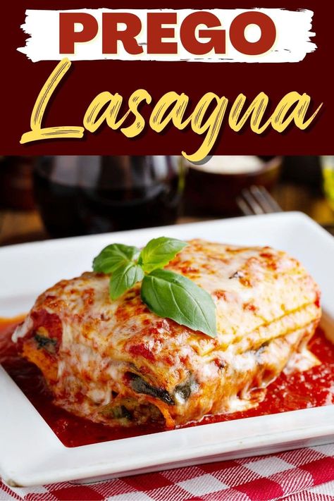 Try this Prego lasagna recipe when you want a classic dinner the whole family will adore! Learn how to make it, plus get tips for storing and reheating your leftovers. Lasagna With Prego Sauce, Prego Lasagna Recipe, Lasagna Plating, Prego Sauce Recipe, Lasagna Recipe Easy, Prego Sauce, Staple Recipes, Lasagna Recipe With Ricotta, No Boil Lasagna