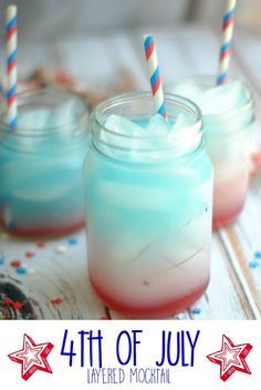 4th Of July Mocktail, Kue Fondant, Fourth Of July Drinks, 4th Of July Cocktails, Kid Friendly Drinks, Layered Drinks, Pastas Recipes, Patriotic Food, Patriotic Desserts