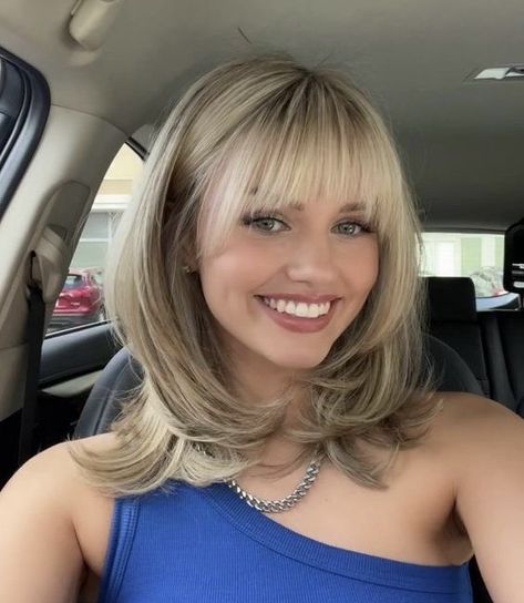 Shoulder Length Layered Hair With Fringe, 70s Hairstyles Curtain Bangs, The Jennifer Haircut, Eyebrow Length Bangs, 90s Hairstyles Blowout Curtain Bangs, Shoulder Length Blonde Hair With Bangs, 90s Blowout With Wispy Bangs, Layered Bob With Fringe, Hair W Bangs